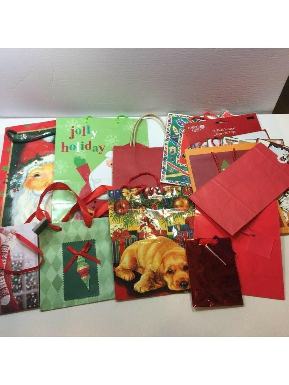 Christmas Holiday Gift Bag 57 Gift Tag Stickers Red Green Santa Jolly Tree